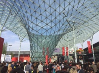 戚麟：荣麟-米兰展 文化有形·审美无界