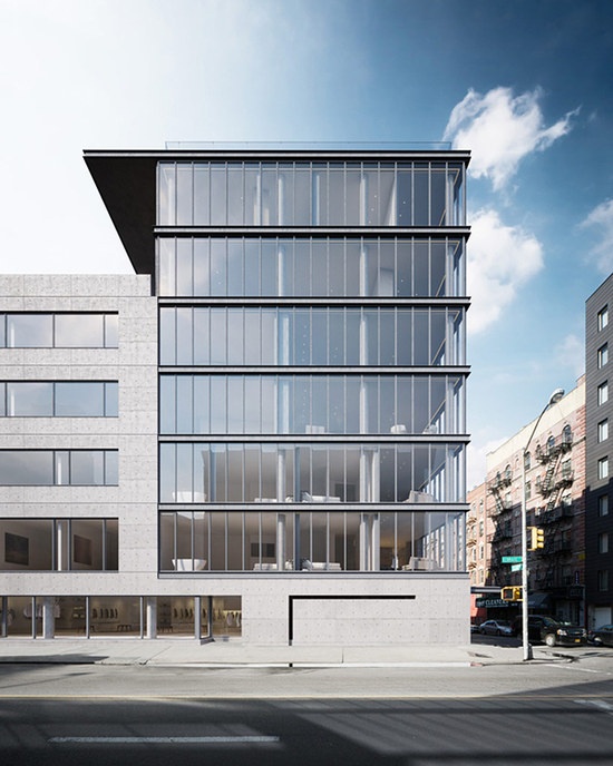 纽约人很快就能拥有日本著名建筑师安藤忠雄设计的 伊利莎白大街 152号住宅，这幢“极其奢华”的公寓坐落于曼哈顿诺利塔，由当地的sumida + khurana公司开发。这栋七层、32,000平方英尺高端房产的公寓楼使用了安藤忠雄代表性的清水混凝土。建筑的每个单元近乎一个定制的居所，在细节构造和建造工艺上都经过仔细的考量。沿着镀锌钢有着广阔的玻璃面，建筑上最大块的绿化墙已在安藤的指导下完工，该绿墙55英尺高99英尺宽。设计包括了四种主要元素：光、声音、空气和水，四种元素融入室内空间，同时与周边的环境保持和谐。