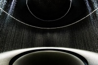 DGT建筑事务所设计的“ 水中光 ”装置