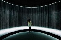 DGT建筑事务所设计的“ 水中光 ”装置