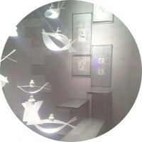 2015米兰“坐下来” 澳珀与坐下来