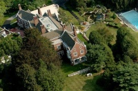 月收入多少才能够在纽约“得以生存”？