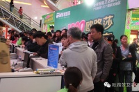 疯抢再袭 场面太霸道