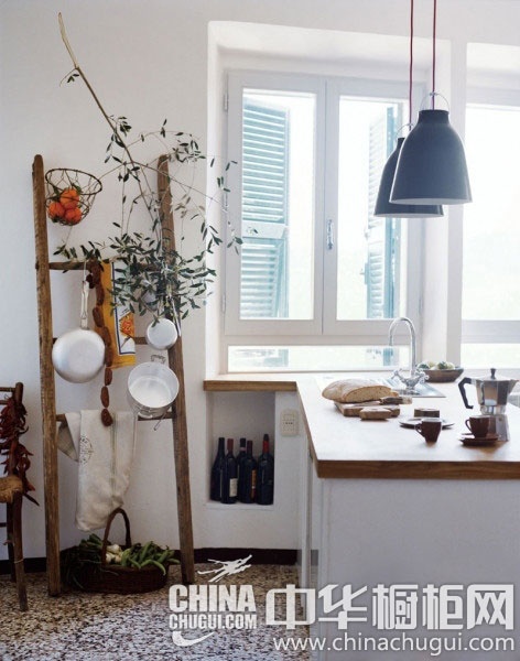 清新风走入厨房 被自然元素的橱柜设计 橱柜图片