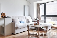 60平米小户型的春天 简洁淡雅的吧台橱柜