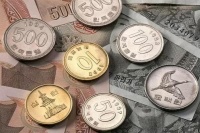 韩国物价很雷人！五成人月薪不够买200斤白菜