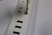 不是所有带安全门的插座都能100%保护儿童！