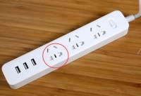 不是所有带安全门的插座都能100%保护儿童