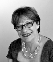 简一成为IFI国际战略咨询委员会第一个中国品牌成员