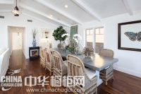 梦想中海景房装修 白色基调橱柜设计与海洋最搭