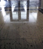 不要让天秤座挑，木地板与瓷砖究竟哪个好