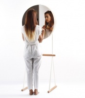 golfJC 设计的自助理发镜子