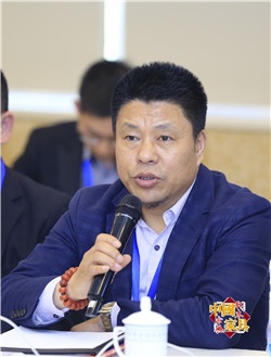 北京艺威木业董事长邹枫结合企业自身特点表示对移动营销的强烈支持