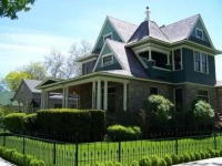 美国穷山沟里的房子堪比中国的豪宅！