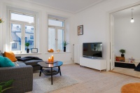 58平米可爱橙色北欧两居