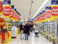 英国青年租房生活堪忧 实质房价增速全球第一！