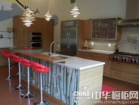 橱柜爱出“色” 春夏之际的色彩厨房主场