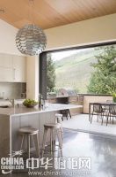 “五一”不愿意看人海 围绕岛台橱柜享惬意假期