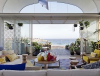 充满现代风格的海滨别墅