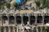 史上最牛公厕壮观如城堡 最多可容纳2000名游客