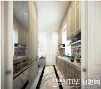 纵深的厨房空间 橱柜门板饰以立体纹路