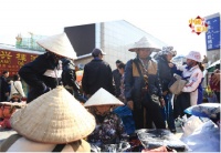 东兴——广西边陲小镇繁荣的红木贸易