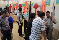 千人抢工长 价格低过315春季团装团购第一场火热举行