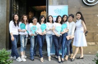 淘宝 First or 轻享 First?