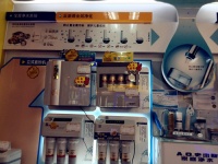 净水器卖场：价差大多噱头 换芯隐性成本高