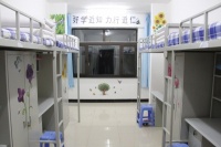 屌丝工科男心灵手巧 300元打造星空寝室