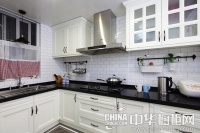 7㎡厨房小天地 橱柜呈现丰富大世界