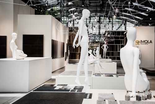 意大利IMOLA陶瓷富于设计感的工厂展厅