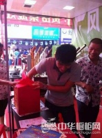 梅州家博会火热进行中 风田集成灶独领风骚