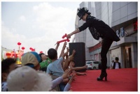 香河家具城５.１活动人气爆棚香河买家具去富华家具