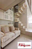 90后绞尽脑汁装17平小窝 小户型蜗居做出两室两厅