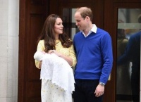 凯特王妃为什么不用在家坐月子！