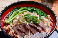 大陆月薪3千PK台湾月薪2万 前者活得更滋润