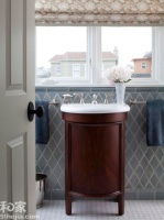 小小美腻的瓷砖铺贴 瞬间点亮浴室光芒