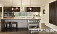 岛型橱柜洋溢幸福 打造富有韵律的厨房空间