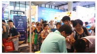 购房世界首次亮相房博会获热捧，同行竞相模仿