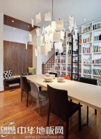 现代雅居生活 优质木地板展现简约优雅