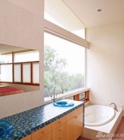 案例：嵌入式浴缸效果图 碰触凹陷的幸福