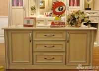 欧式优雅与浪漫 箭牌衣柜圣卡罗衣帽间评测