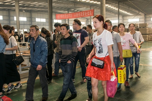 扬子地板工厂直购节 感恩滁州精彩放送