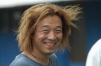 月薪多少才能在上海买房娶老婆？