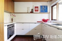 让厨房更“减龄” 纯真橱柜本色出演