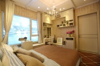 不能陪她漫游世界，就送她一个田园风格的家