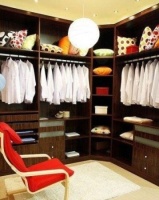 “大尺度”玻璃衣帽间 让老婆happy每一天！