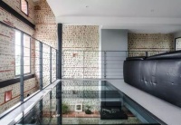 看呆了！邂逅红砖房与钢结构的完美碰撞