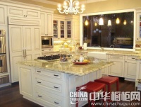 橱柜岛台惊艳四座 增加厨房可观赏性